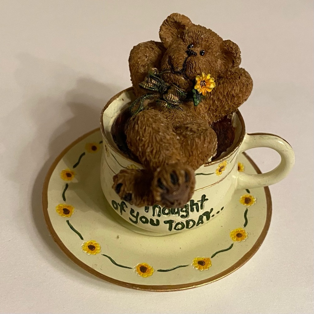 Vintage figurine Tink Teabearie 2003 teddy bear in tea cup w/ sunflowers estate